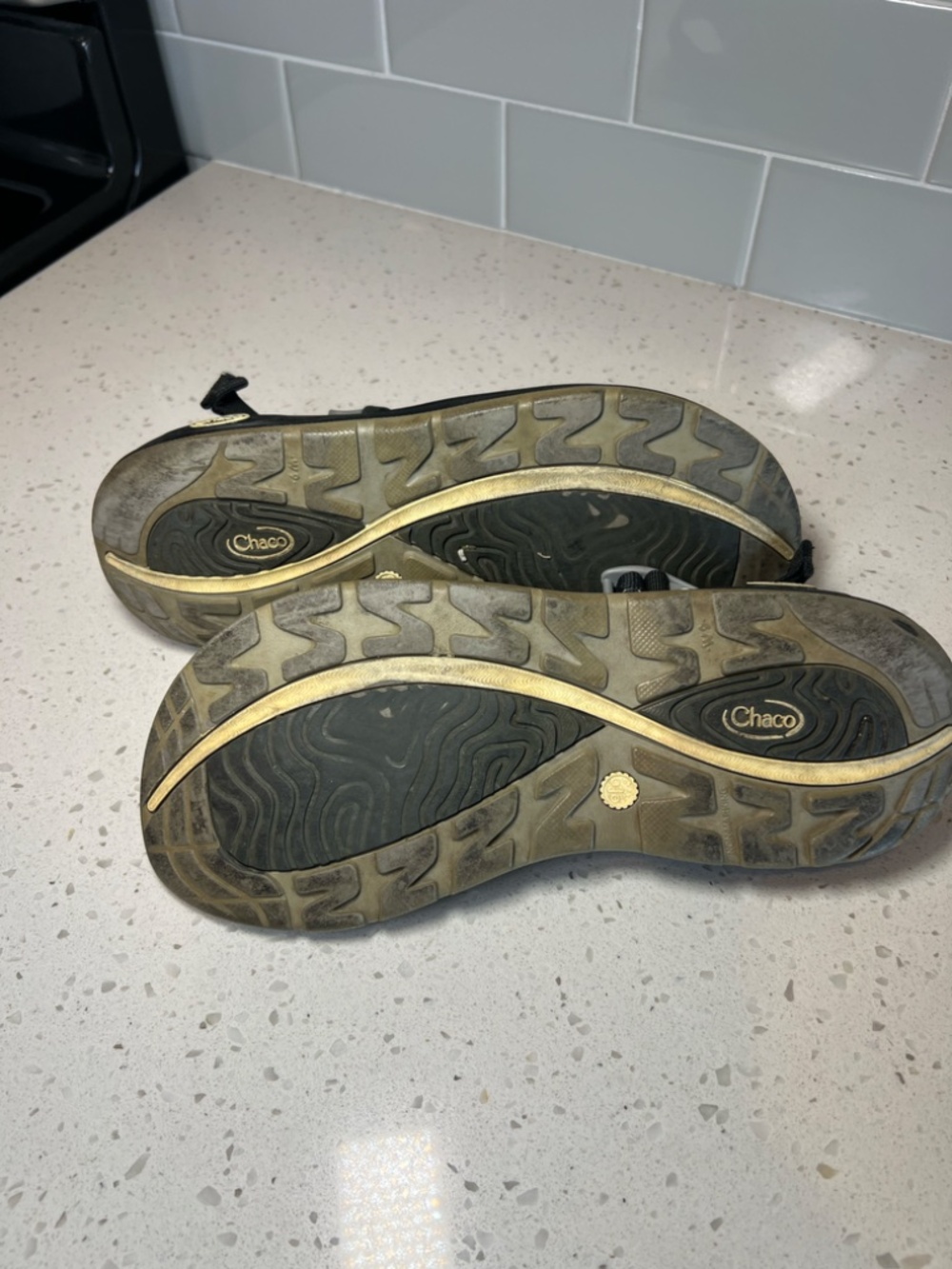 Chaco ZX/2 Cloud Dual Strap Comfort Sandals Gray Black Hiking  WORN Women's Sz 9 - Picture 13 of 16